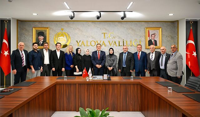 Vali Usta, Hemşehri ve Kültür Derneklerinin Temsilcileriyle Bir Araya Geldi