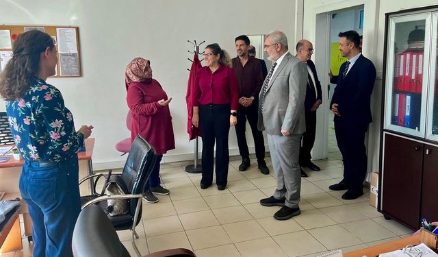 Yılmaz, Okullarda Eğitimin Nabzını Tuttu