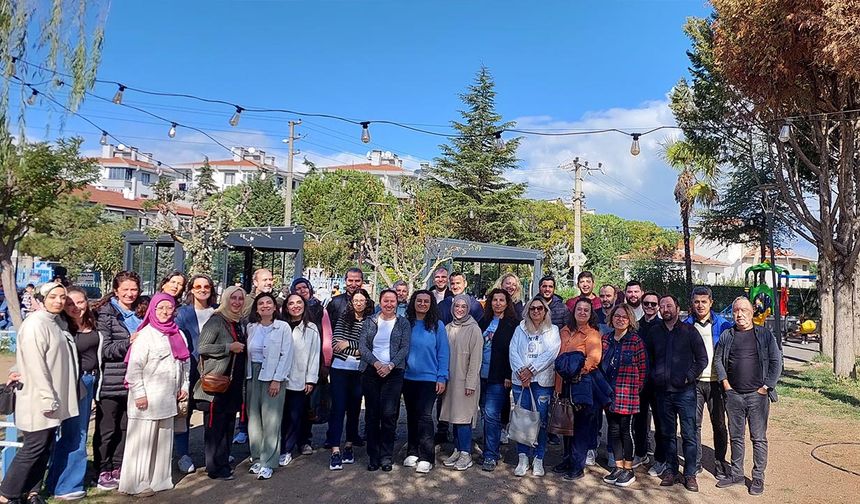 Yalova TOBB MTAL’den Ayrılan Öğretmenlere Veda