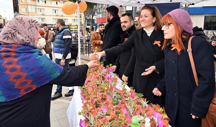 Yalova Belediyesi Kadına Yönelik Şiddete Dikkat Çekti