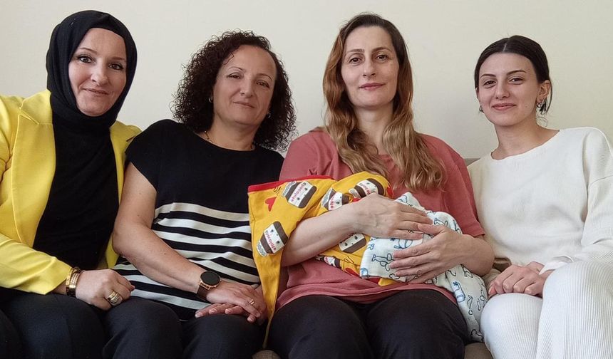 Başkan Acar’ın Eşinden Yeni Doğan Bebeğe Merhaba!