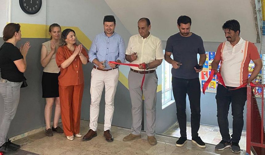 Piyalepaşa Ortaokulu'ndan Sanat ve Tasarım Sergisi