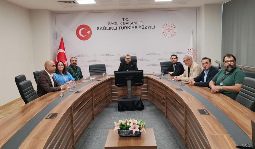 Yalova Eğitim ve Araştırma Hastanesi’nde Uzman Hekimlerle Değerlendirme Toplantısı Yapıldı