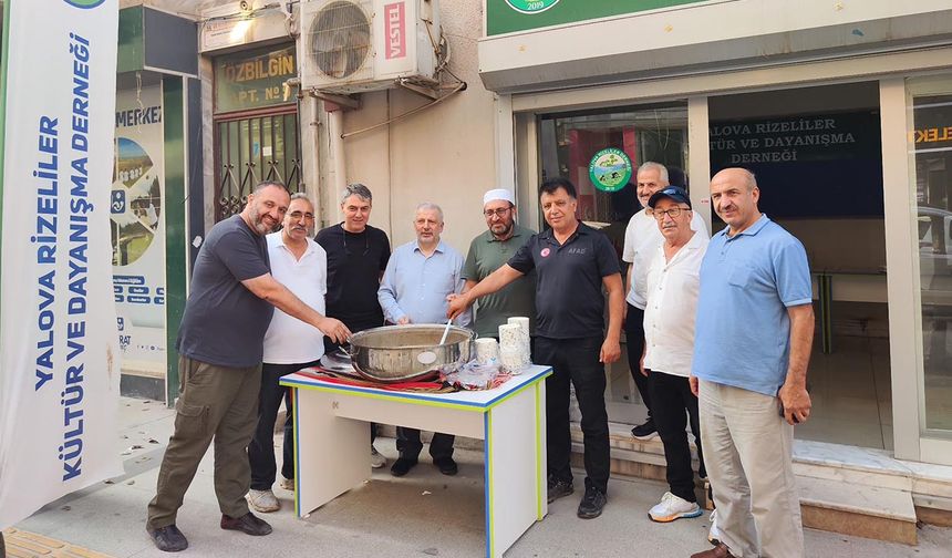 Rizeliler Derneği’nden Aşure Etkinliği