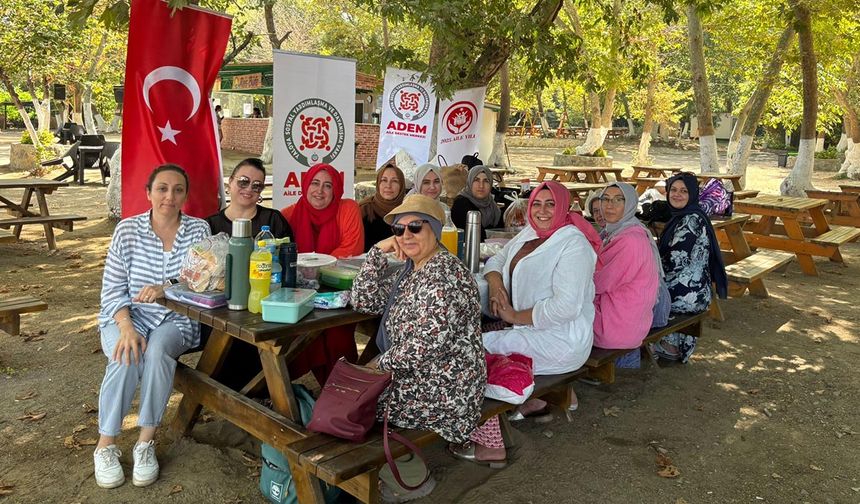 ADEM Kursiyerleri Kadınlar Plajı’nda
