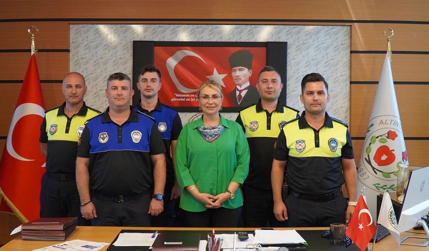 Altınova Belediyesi Trafik Zabıta Birimi Göreve Başladı
