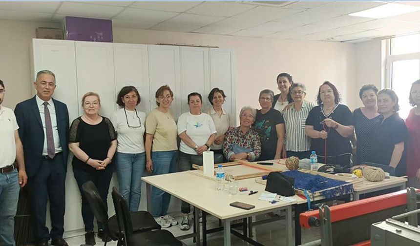 Kadın Kursiyerlere Kooperatifçilik Eğitimi
