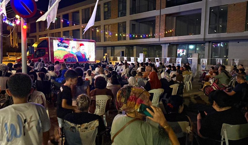 Açık Havada Sinema Coşkusu Tosun Paşa Filmiyle Devam Etti