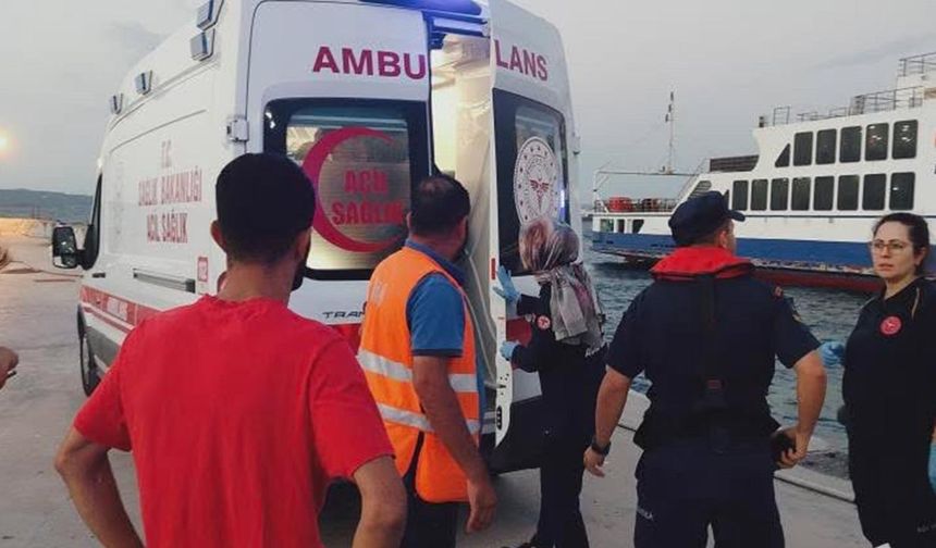 Feribottan Denize Atlayan Kadın Kurtarıldı