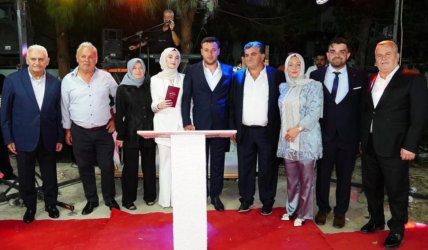 Binali Yıldırım Armutlu’da Nikah Şahitliği Yaptı