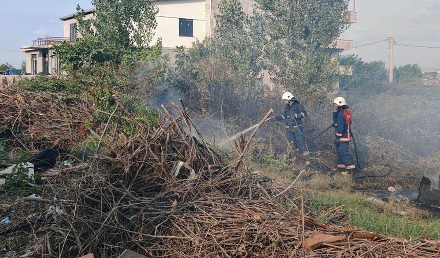 Yalova İtfaiyesi Yangından Yangına Koştu