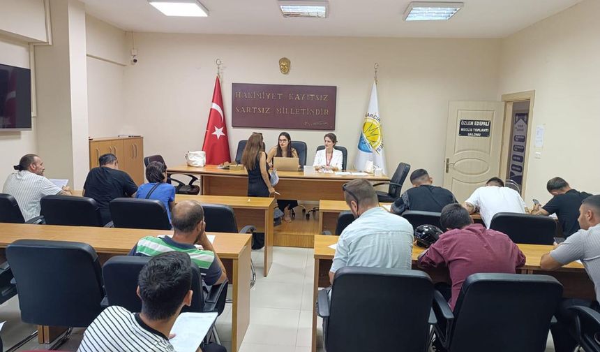 Çınarcık’ta Toplu İş Görüşmesi: Vatandaşlar LC Waikiki ile Buluştu