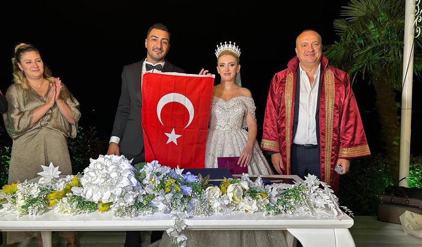 Başkan Kurt, Üç Çiftin Nikahını Kıydı