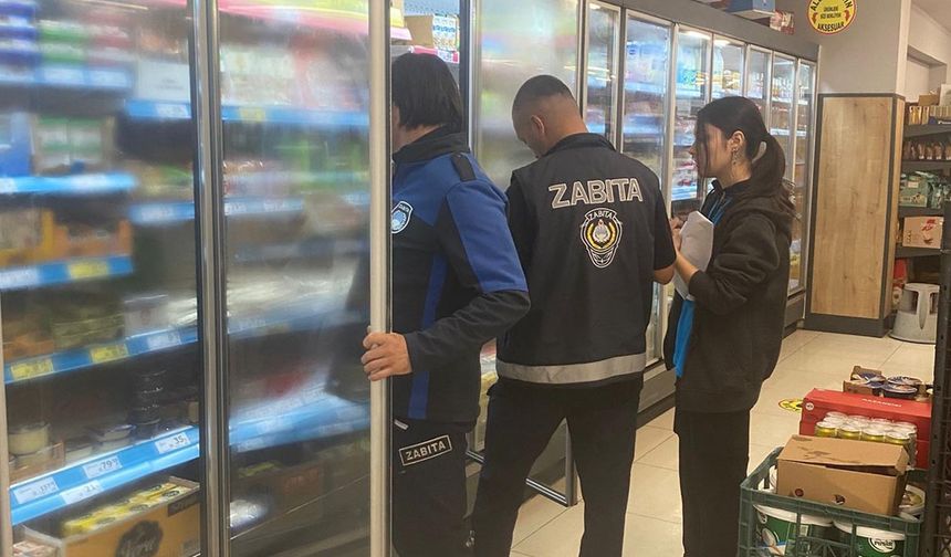 Çınarcık’ta Marketlere Zabıta Denetimi