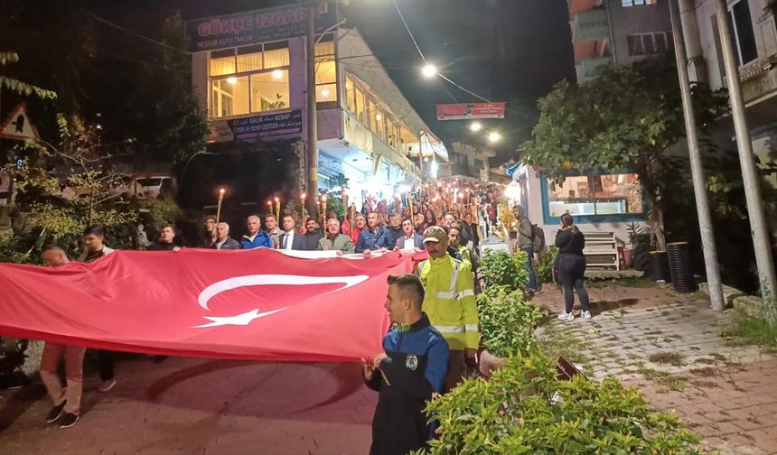 Termal’de Cumhuriyet Meşalesi Yanıyor