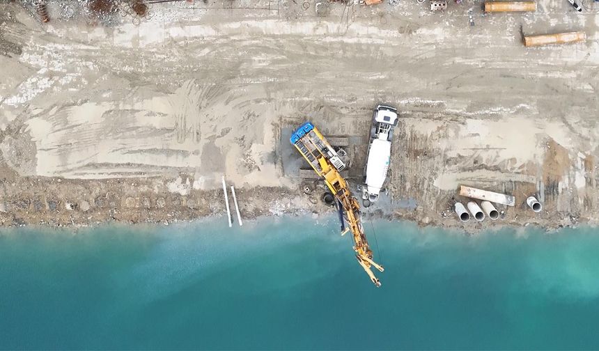 Armutlu Limanı’nda Çalışmalar Hızla Devam Ediyor