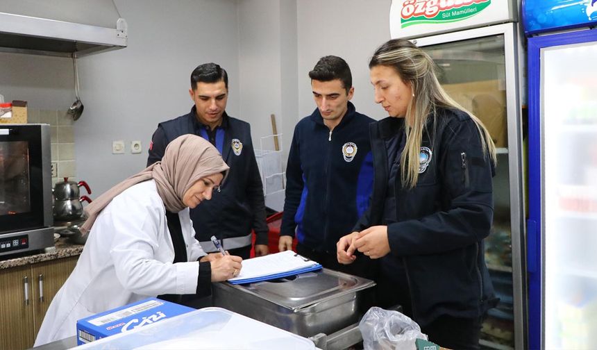 Çiftlikköy’de Okullara Zabıtadan Hijyen Denetimi