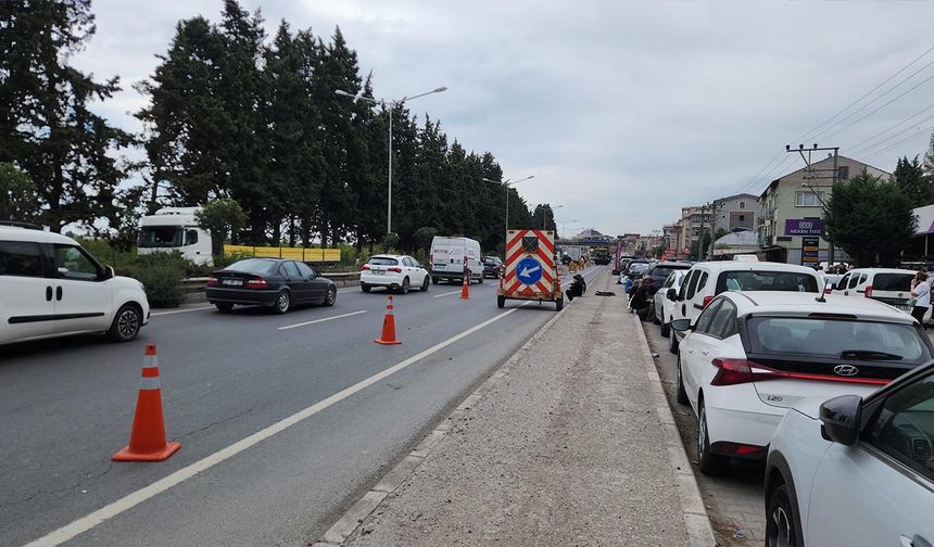 Yol Çalışması Yalova-İzmit Trafiğini Kilitledi