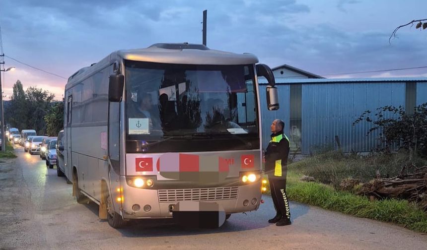 Altınova’da Servis Araçlarına Sıkı Denetim