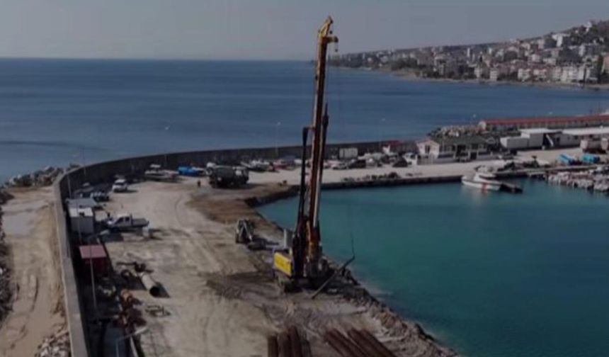 Armutlu Balıkçı Barınağı Yeniden İnşa Ediliyor