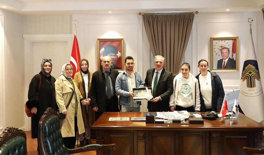 Başkan Acar’a Dünya Engelliler Günü Ziyareti