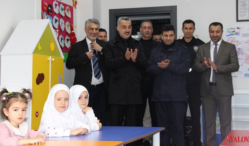 Kaymakam Erinç Demir Minik Kalplerle Buluştu