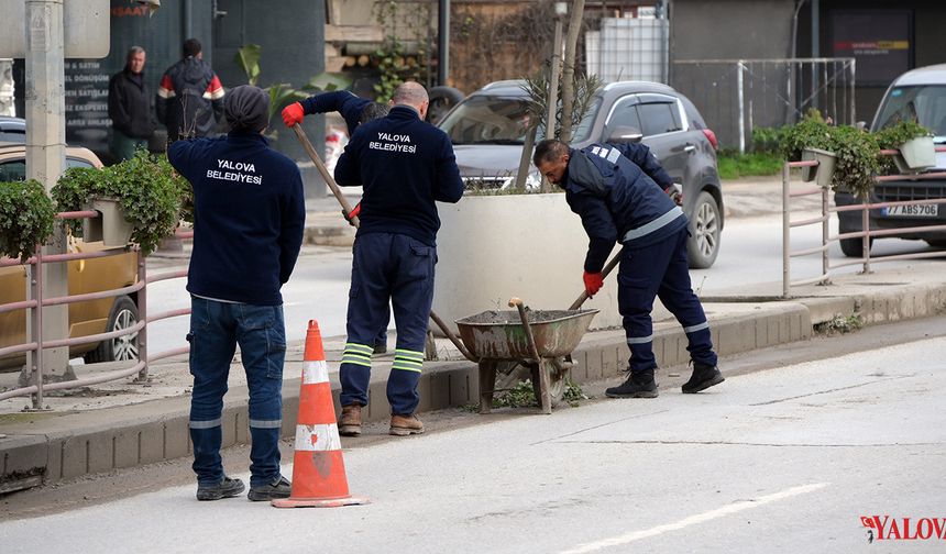Yağışlar Öncesi Rögar ve Mazgal Temizliği
