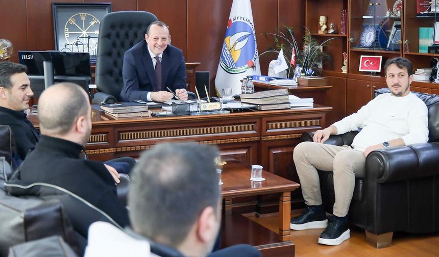 Yele, Çiftlikköy Belediyespor’un Yönetici Ve Antrenörleriyle Buluştu