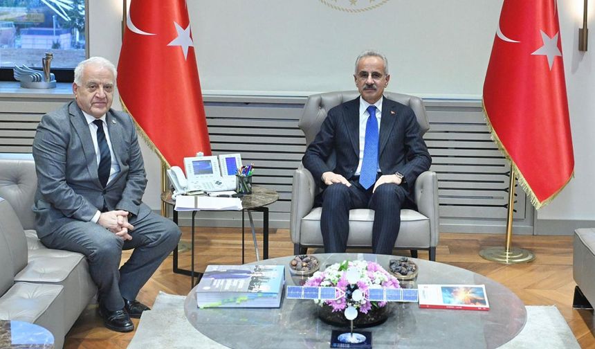 Vekil Becan, Bakan Uraloğlu İle Yalova Hakkında Konuştu