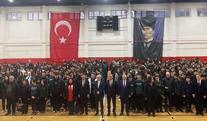 Yalova’da İkinci Dönem “İlk Ders: Bayrak” Temasıyla Açıldı