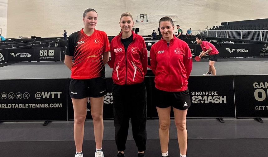 Ece Haraç Singapur’da