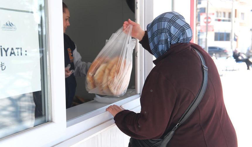 Çiftlikköy’de Halk Pide’ye Yoğun İlgi