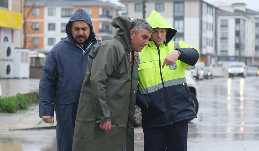 Çiftlikköy’de Yoğun Yağış Mesaisi