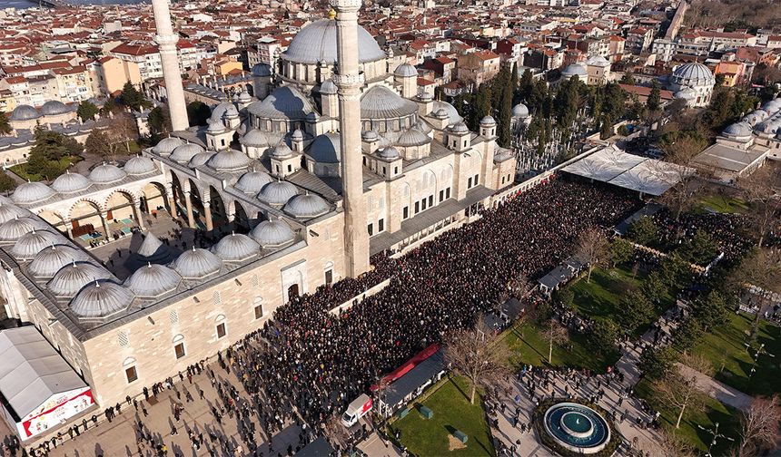 İlber Ortaylı Son Yolculuğuna Uğurlandı