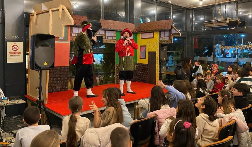 Çınarcık’ta Ramazan Akşamları Hacivat ve Karagöz ile Şenleniyor