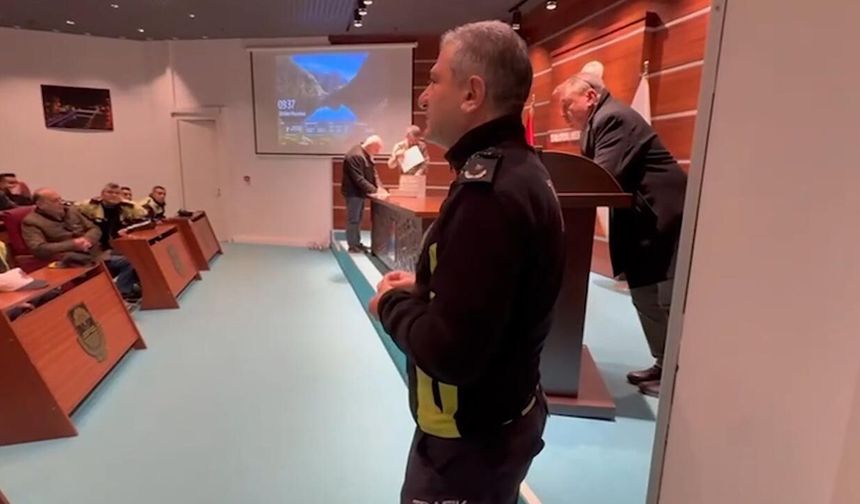 Yalova’da Toplu Taşıma Sürücülerine Trafik Eğitimi