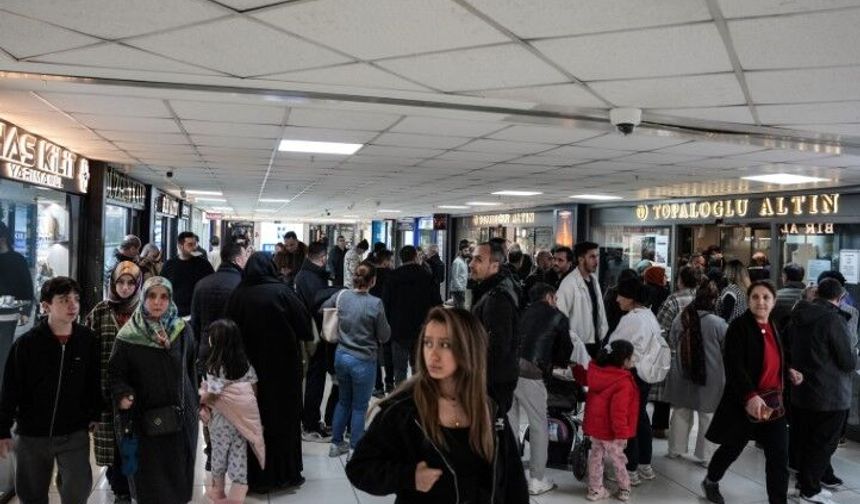 Altın Düştü, Yalova’daki Vatandaş Kuyumculara Koştu: Stoklar Eriyor