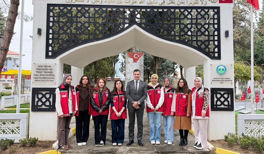 Yalova’da Şehit Kabirleri Titizlikle Denetlendi