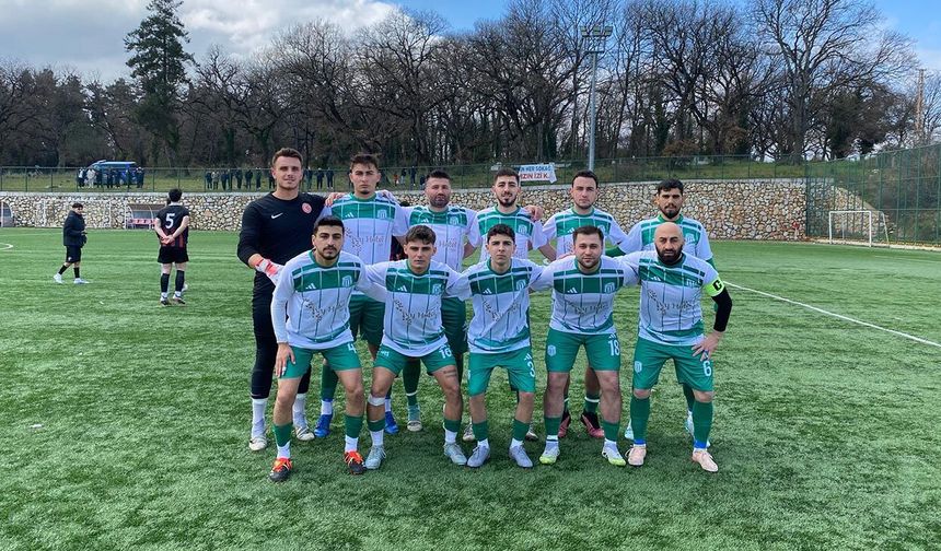 Akköy’de Son Gülen Koru