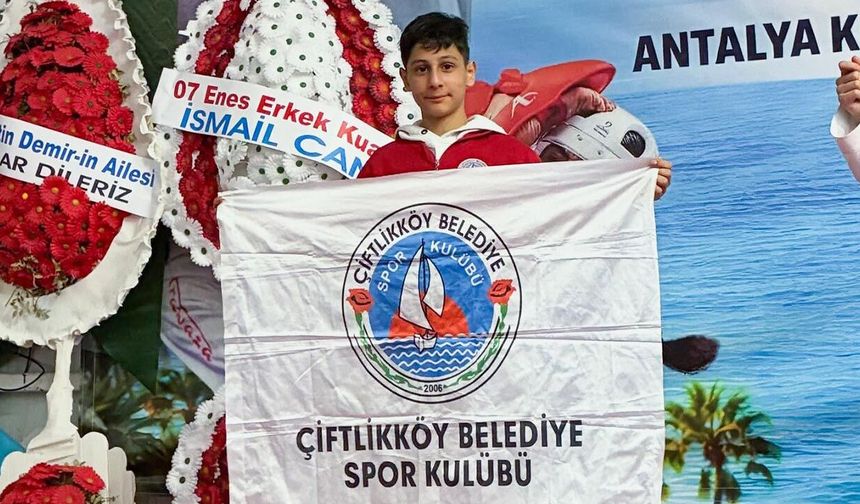 Çiftlikköy Karatecileri Şampiyonluklara Doymuyor