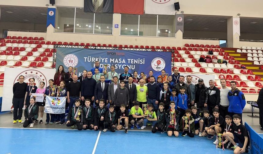 Masa Tenisinde Tarihi Başarı