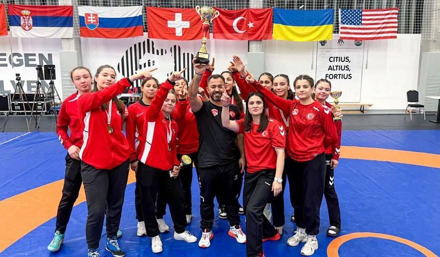 Nil Aktaş Macaristan’da Altını Kaptı