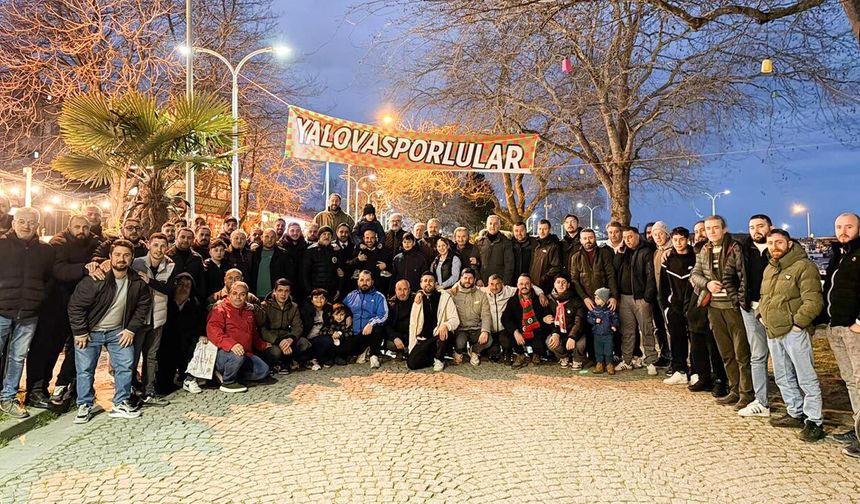 Yalovaspor Taraftarı Geleneksel İftarını Gerçekleştirdi