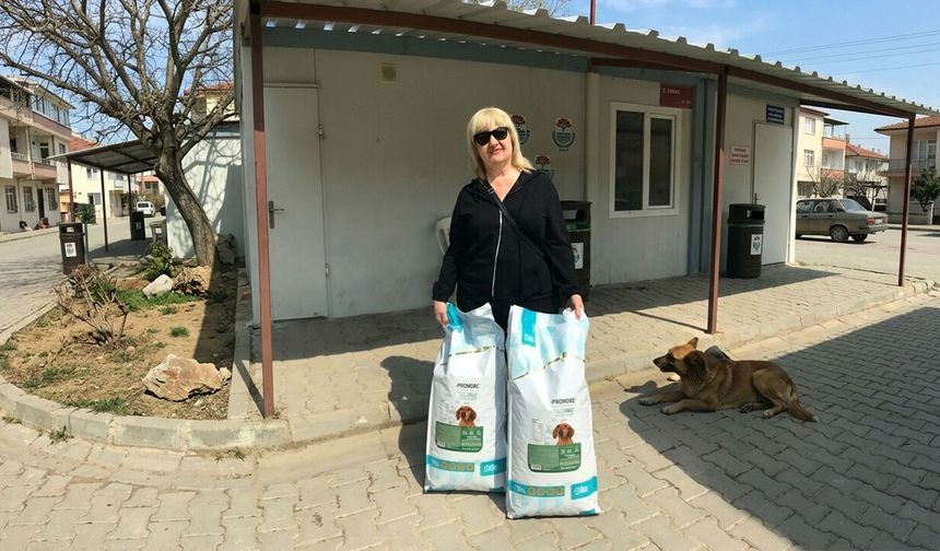 Sinem Tozun Sözünü Tuttu: Mama Bağışı Yaptı