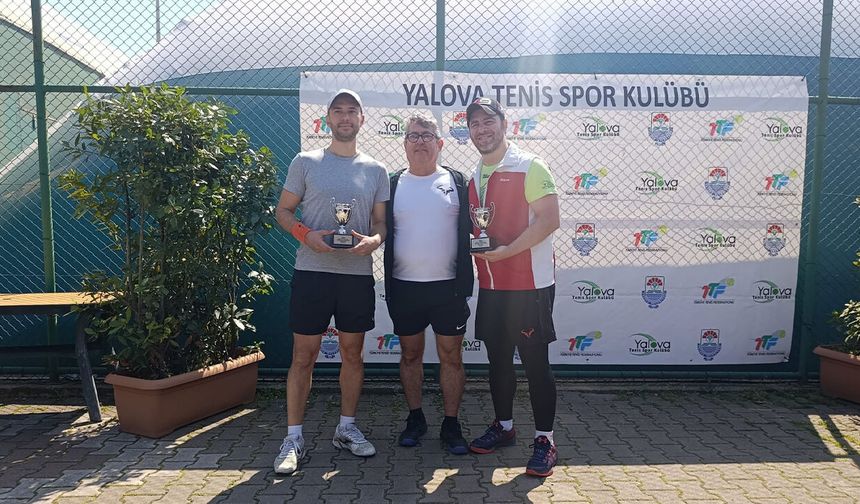 Yalova’da Atatürk ve Yürüyen Köşk Turnuvası Sona Erdi