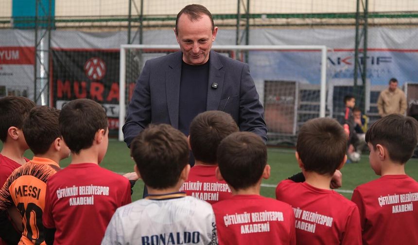 Başkan Yele, Osman Bakay Spor Tesisleri’nde İncelemelerde Bulundu