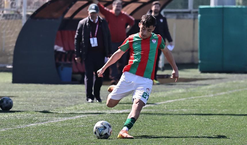 Yalova FK’da Ayrılık Furyası Sürüyor