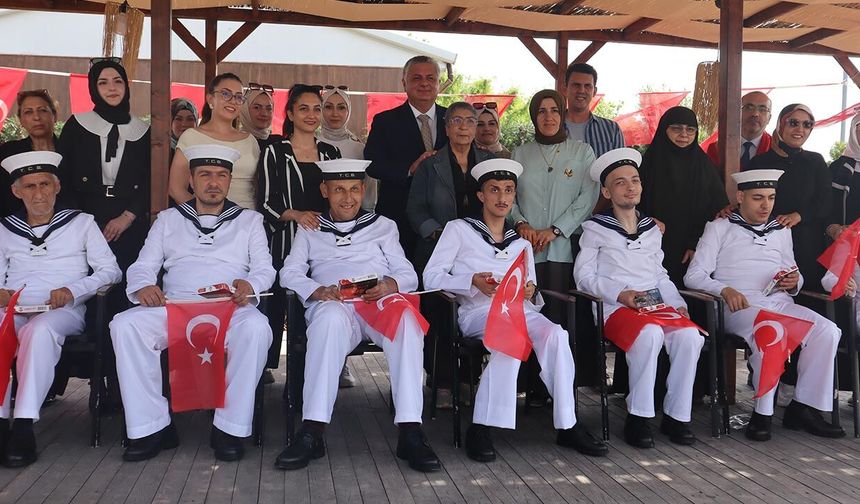 Yalova’da Özel Gençlerin Askerlik Coşkusu