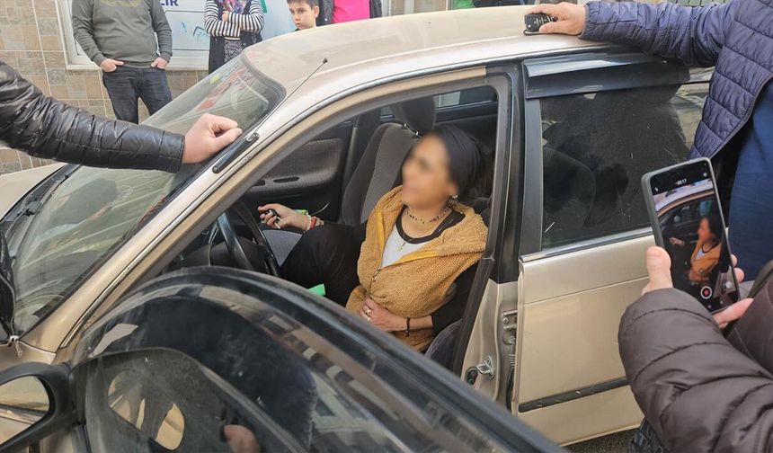Yalova’dan Geldi, Otomobilde Suçüstü Yakalandı