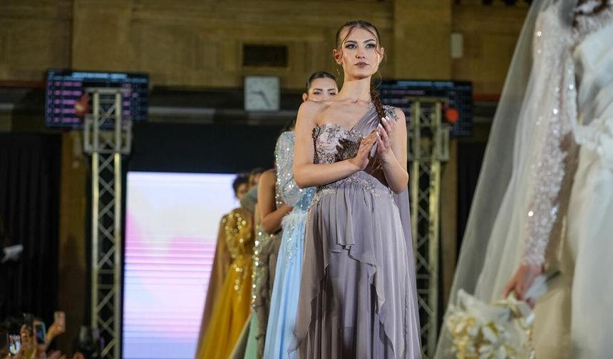 Modacı Büşra Canay, Bulgaristan’daki Moda Haftasına Damga Vurdu